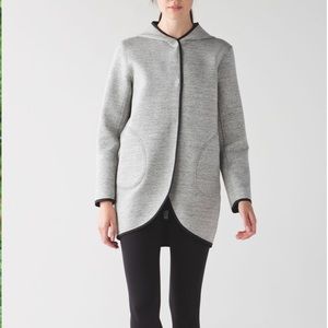 Lululemon City Bound Wrap